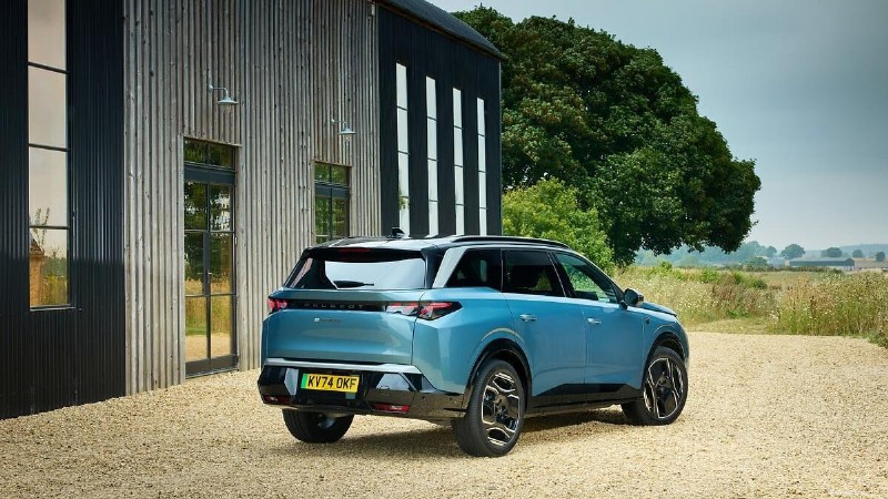 Top 2026 Electric 7‑Seat Cars: Family‑Friendly EVs