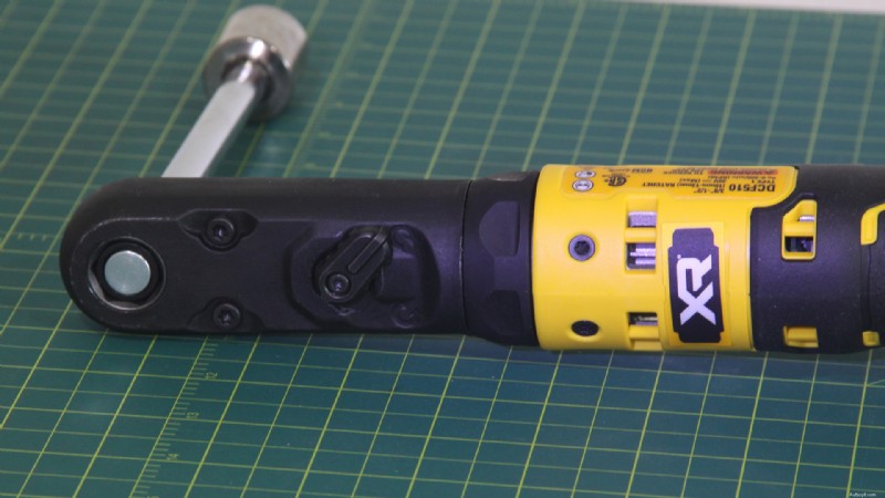 Top Cordless Ratchets for Effortless Torque and Efficiency