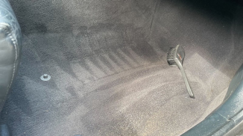 Step-by-Step Guide: How to Remove Sand from Your Car Effectively