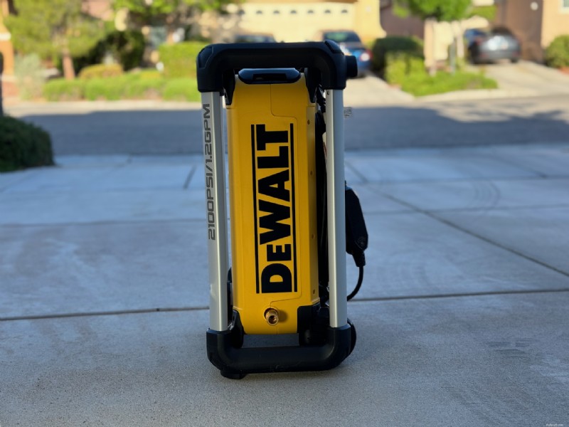 DeWalt 2100psi Electric Pressure Washer Review – Performance, Reliability & Value
