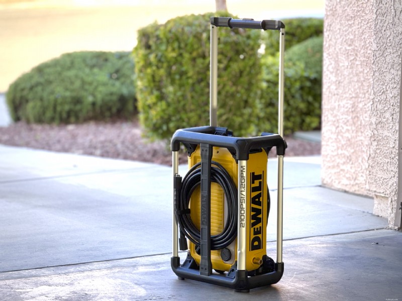 DeWalt 2100psi Electric Pressure Washer Review – Performance, Reliability & Value