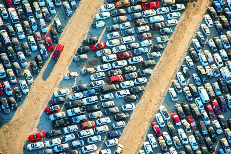 Global Vehicle Count 2023: How Many Cars Are on Earth?