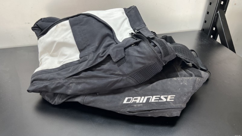 How to Choose the Best Motorcycle Pants: A Practical Buying Guide