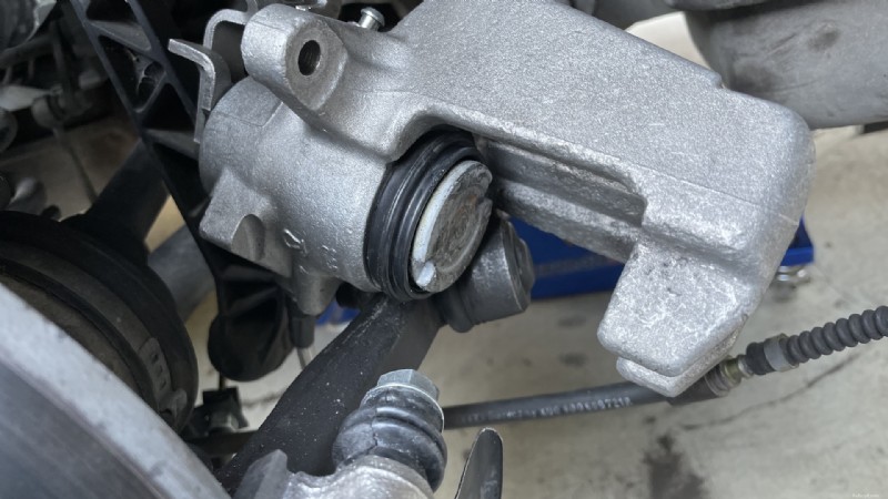 Master Brake Caliper Wind-Back: A Step-by-Step Guide