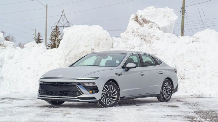Hybrid Sedan Showdown: Toyota Camry, Honda Accord, and Hyundai Sonata Compared