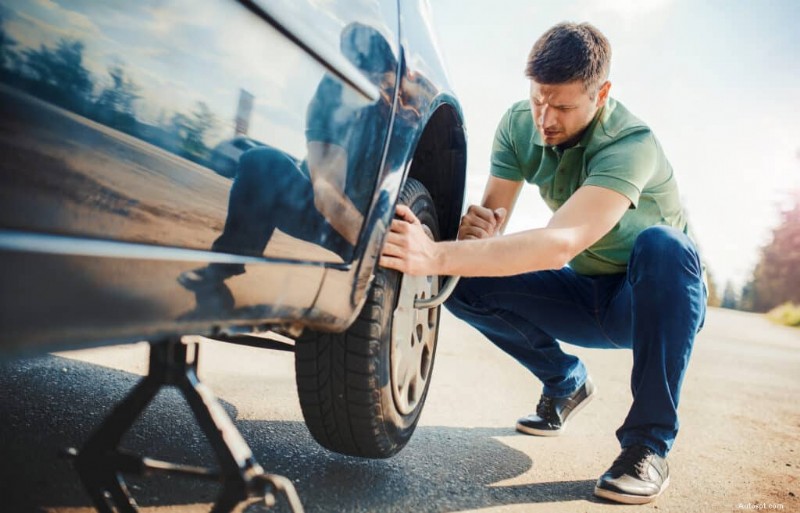 Run‑Flat Tyres Explained: Pros, Cons & Maintenance Guide