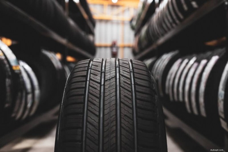 Run‑Flat Tyres Explained: Pros, Cons & Maintenance Guide