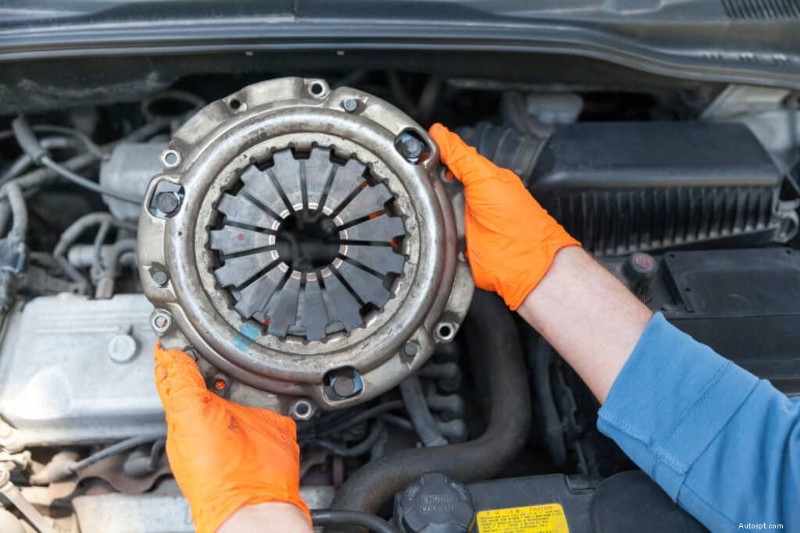 Recognizing a Failing Clutch: Signs, Prevention, and Next Steps
