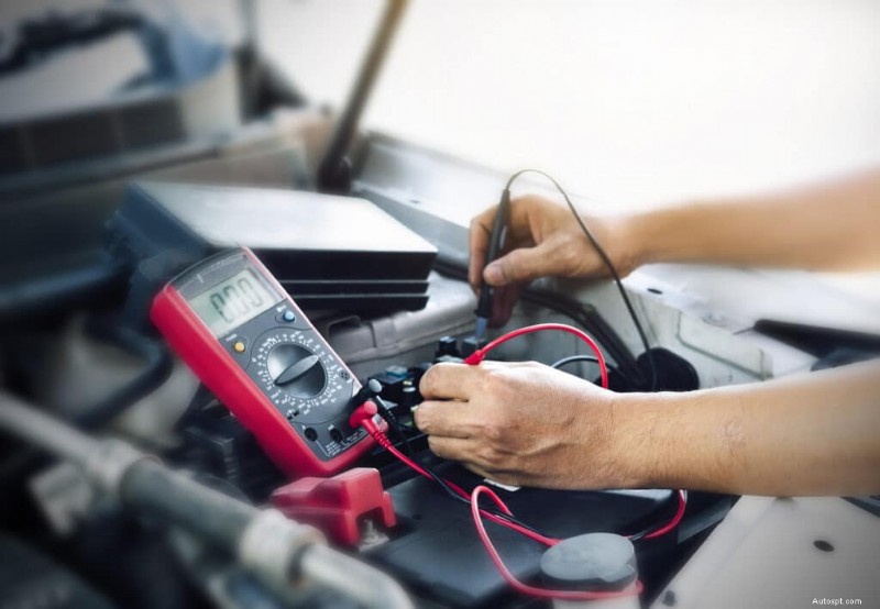 Prevent Fast Car Battery Drain: Common Causes & Quick Fixes