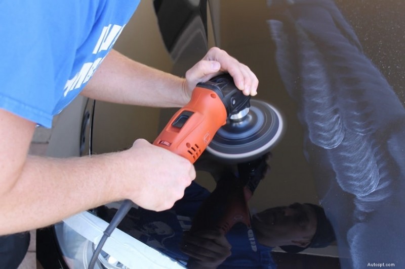 Step-by-Step Guide: Cutting, Sanding, Priming & Choosing the Right Paint for Car Refurbishment