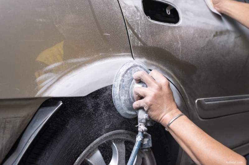 Step-by-Step Guide: Cutting, Sanding, Priming & Choosing the Right Paint for Car Refurbishment