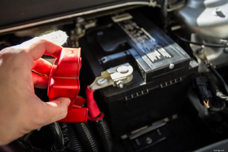 How to Clean Your Car’s Electrical Components for Longevity