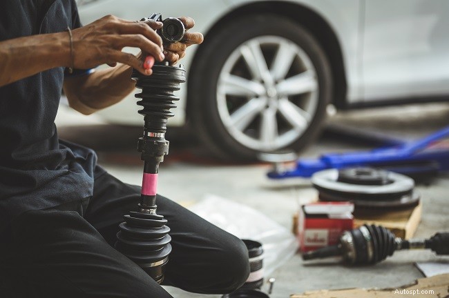 Does a Faulty CV Joint Compromise Your Transmission?