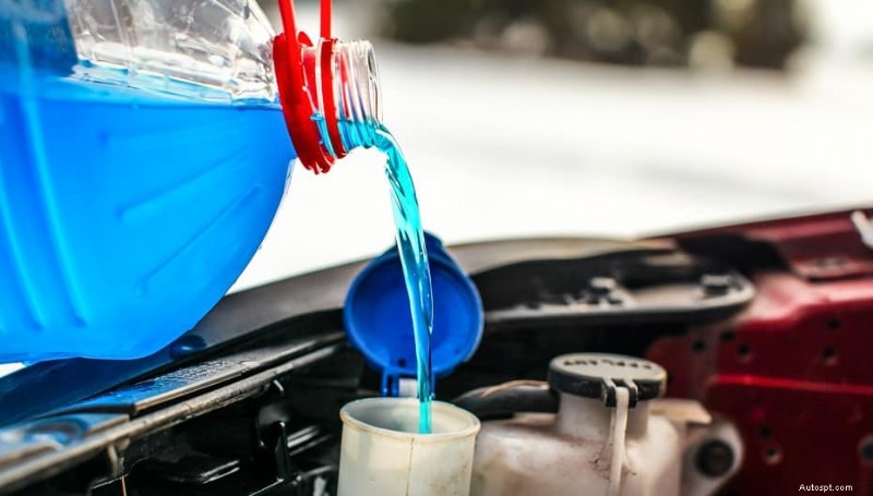 Can Engine Coolant Truly Evaporate? Understanding Coolant Loss and Leaks