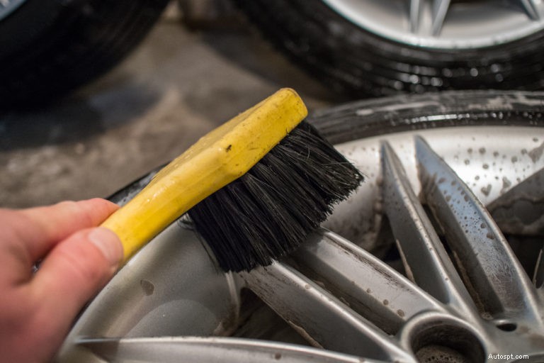Safely Store Your Summer Tires for Winter: A Complete Guide