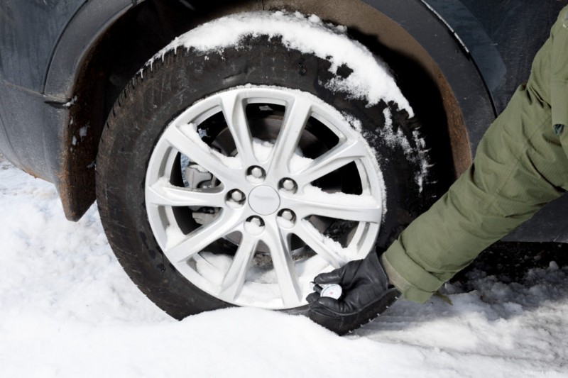 Why Winter Tire Pressure Checks Are Essential for Your Safety