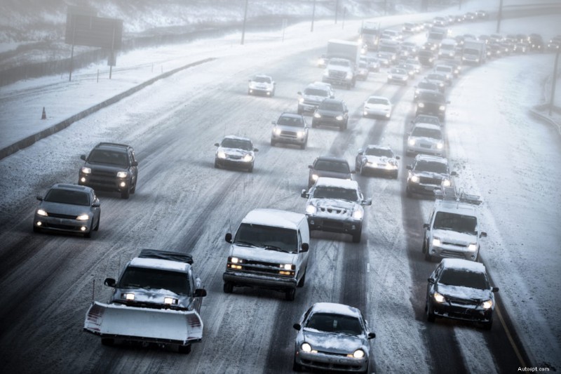 Is It Necessary to Warm Up Your Car in Winter? Expert Guidance