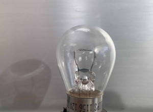 Vehicle Bulbs and Circuit Resistance