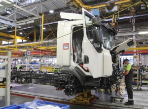 The Delanchy Group confirms its commitment to electric mobility with Renault Trucks