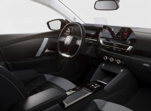 Citroën unveils the all-electric ë-C4