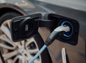 How long do electric car batteries last?