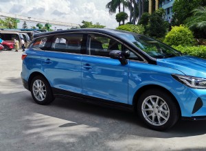 BYD e6 2022 GL Exterior