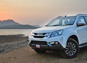 Isuzu MU-X 2017 4x4 Exterior