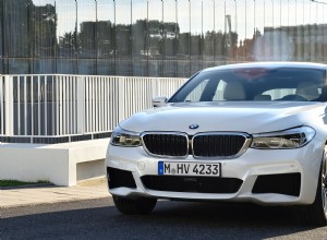 BMW 6 Series 2018 640i GT Exterior