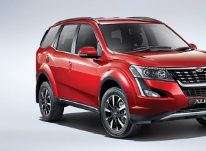 Mahindra XUV 500 2018 W9 AT Exterior