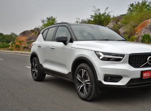 Volvo XC40 2018 D4 R Design Exterior