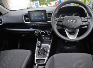 Hyundai Venue 2019 1.4 CRDi MT E Interior