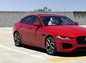 Jaguar XE 2020 SE Diesel Exterior