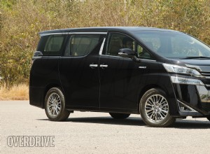 Toyota vellfire 2020 Executive Lounge Exterior