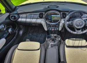 Mini Cooper S 2021 Convertible Interior