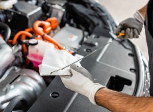 4 Low Oil Pressure Symptoms & 6 Low Oil Pressure Causes