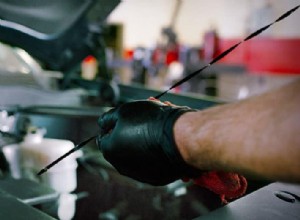 My Engine Oil Gets Dirty Fast, But Why?