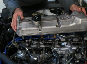 Why is My Valve Cover Gasket Leaking?