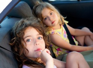 4 Safe Driving Habits to Teach Your Kids Now