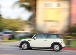 Good Driving Habits to Prolong Your Car’s Life