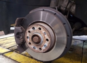 Brake Pad Wear and Modern Torque Vectoring Systems: What You Need to Know