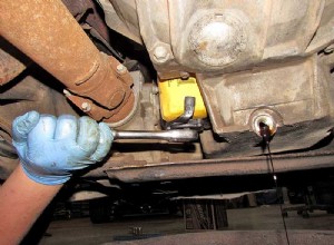 Know How Notes – 10 Oil Change Tips