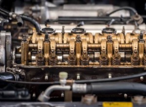 Symptoms of Valve Cover Gasket Leak: Causes and How to Fix ?
