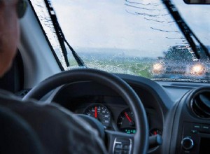 10 Driving Hacks For Driving On The Freeway