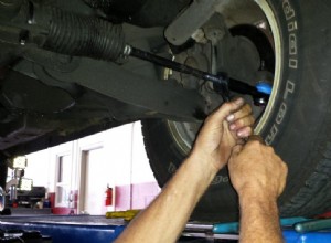 How to Straighten The Steering Wheels? The Right Way to do it!