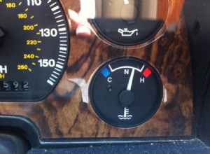 5 Warning Signs of Low Coolant in Car