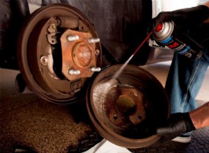 Carb Cleaner vs Brake Cleaner vs Throttle – Body Cleaner: The Practical Difference