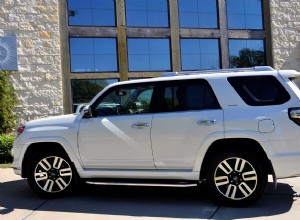 Why Is There No Plexiglass Car Windows? Find Out Here