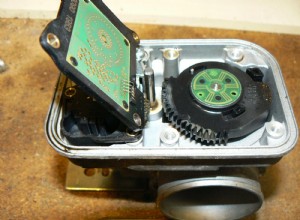 Why Does The Electronic Throttle Control Light Flash?