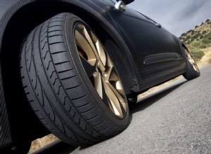 Amazing Guide For Driving On A Flat Tire In Short Distance