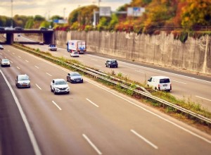 8 Imperative Tips to Consider While Changing Lanes